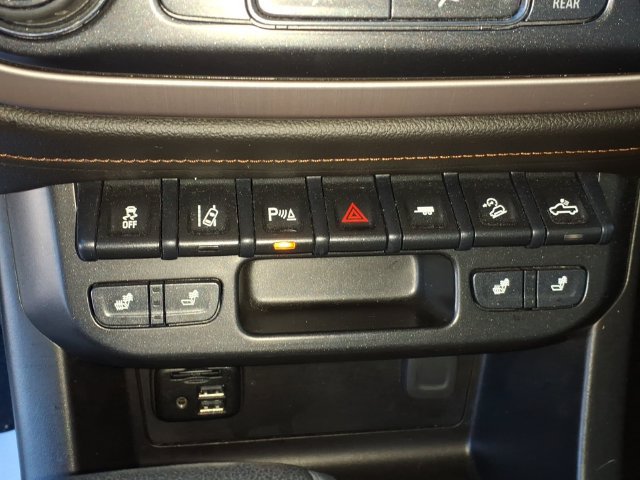 Used 2021 GMC Canyon AT4 w/ Driver Alert Package AWD/4WD image 22