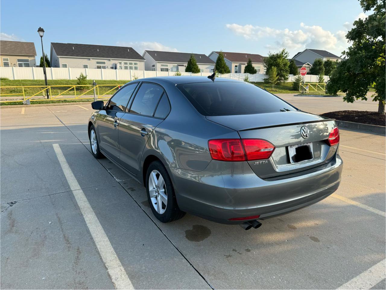 Used 2012 Volkswagen Jetta TDI FWD image 3