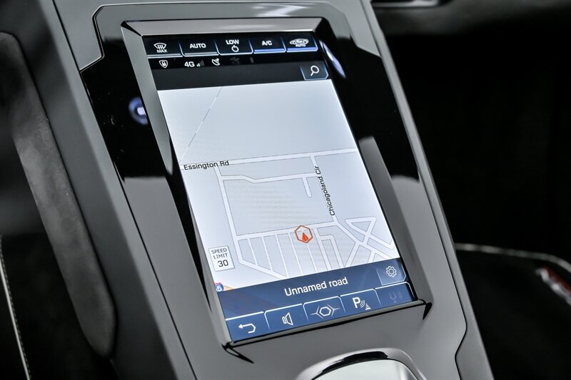 Used 2022 Lamborghini Huracan EVO RWD image 31