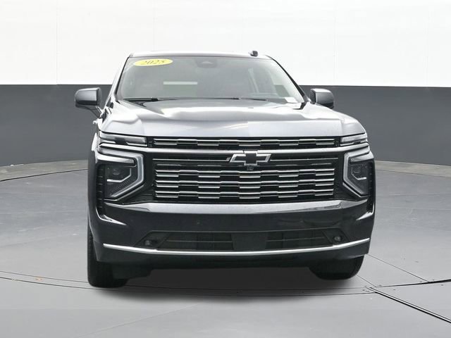 Used 2025 Chevrolet Tahoe High Country AWD/4WD image 24