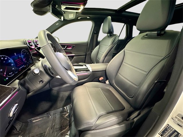 Certified 2025 Mercedes-Benz GLC 300 4MATIC image 22