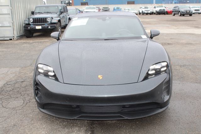 Used 2022 Porsche Taycan 4S image 2