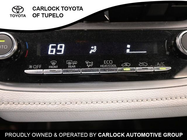 Used 2024 Toyota Corolla SE FWD image 13
