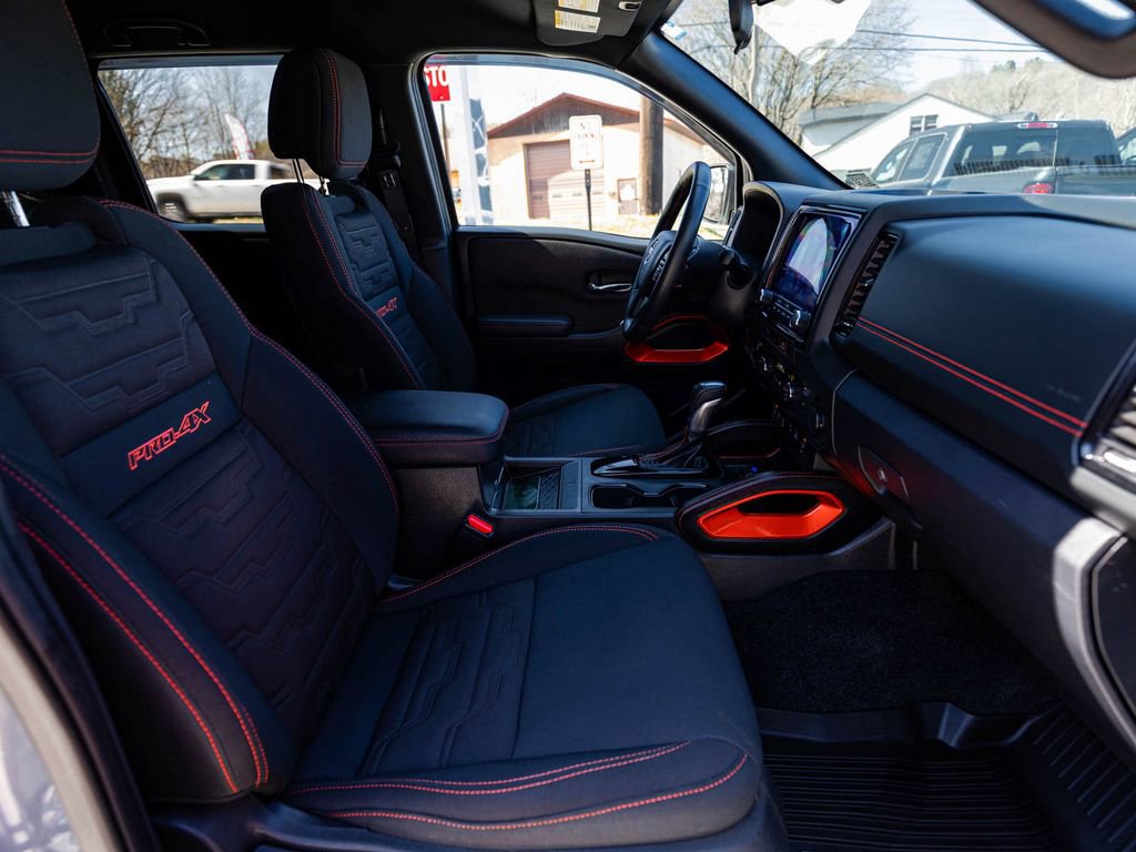 Used 2023 Nissan Frontier PRO-4X w/ Pro Convenience Package image 30