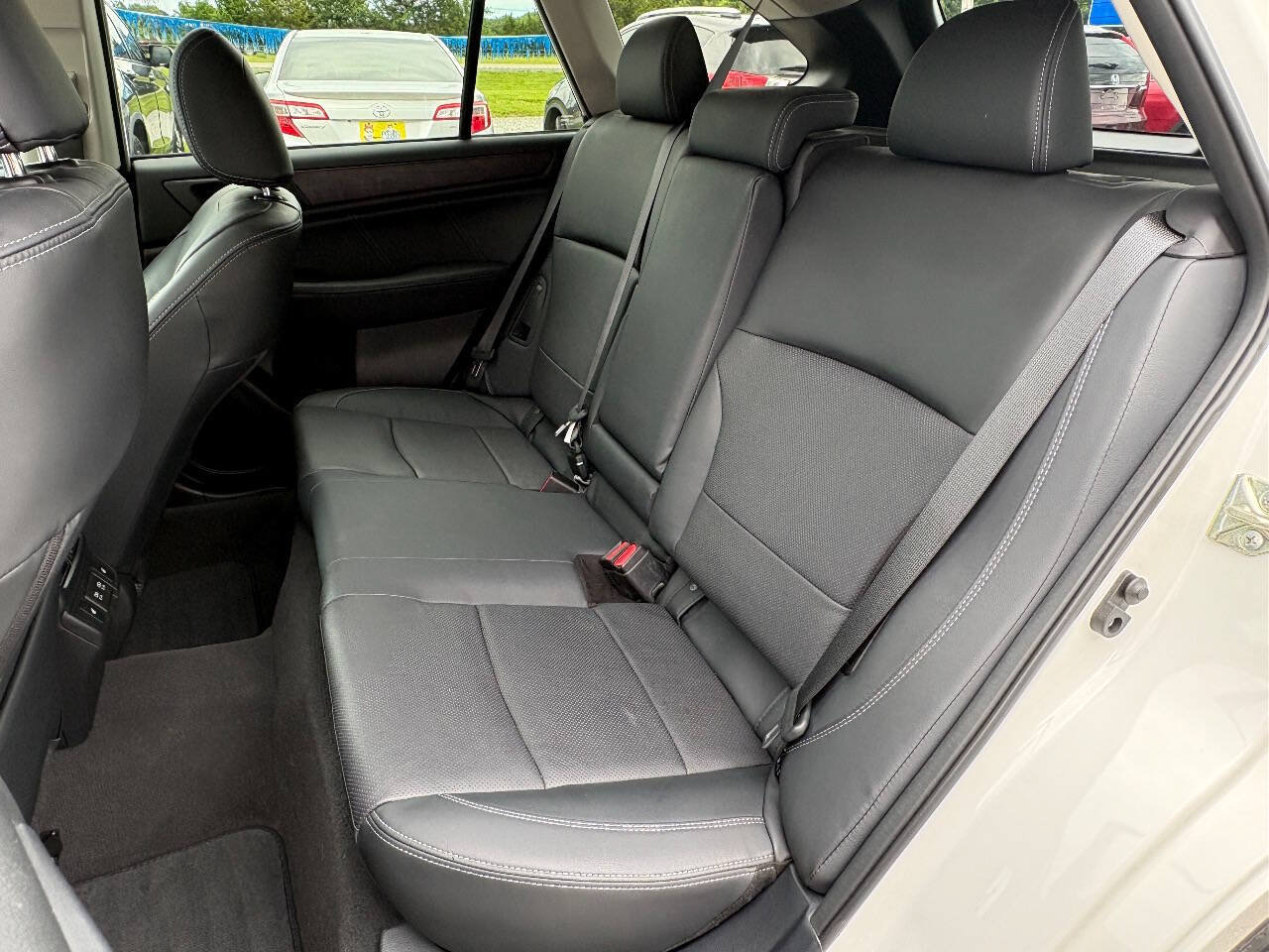 Used 2019 Subaru Outback 2.5i Limited AWD/4WD image 24