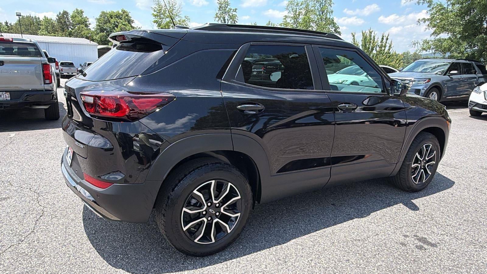 New 2026 Chevrolet TrailBlazer ACTIV w/ Convenience Package FWD image 5