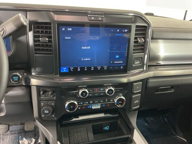 Used 2025 Ford F350 Lariat w/ Black Appearance Package AWD/4WD image 21