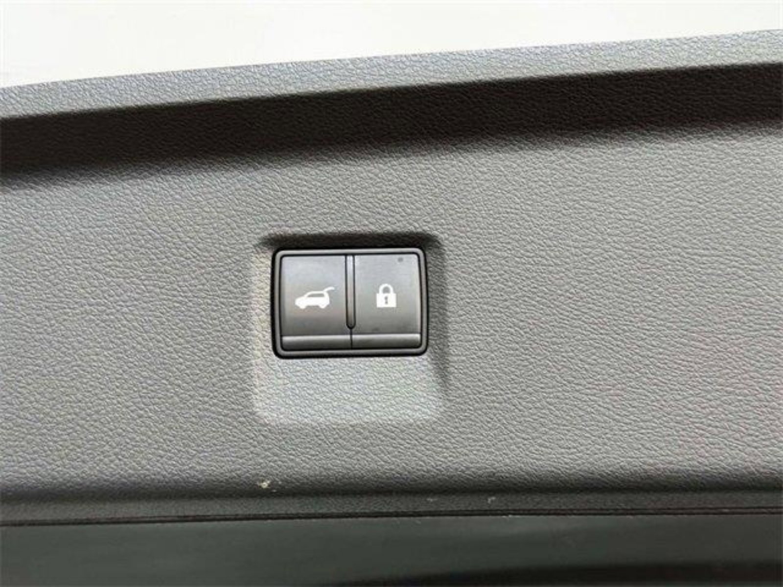 Used 2025 INFINITI QX60 Luxe image 27