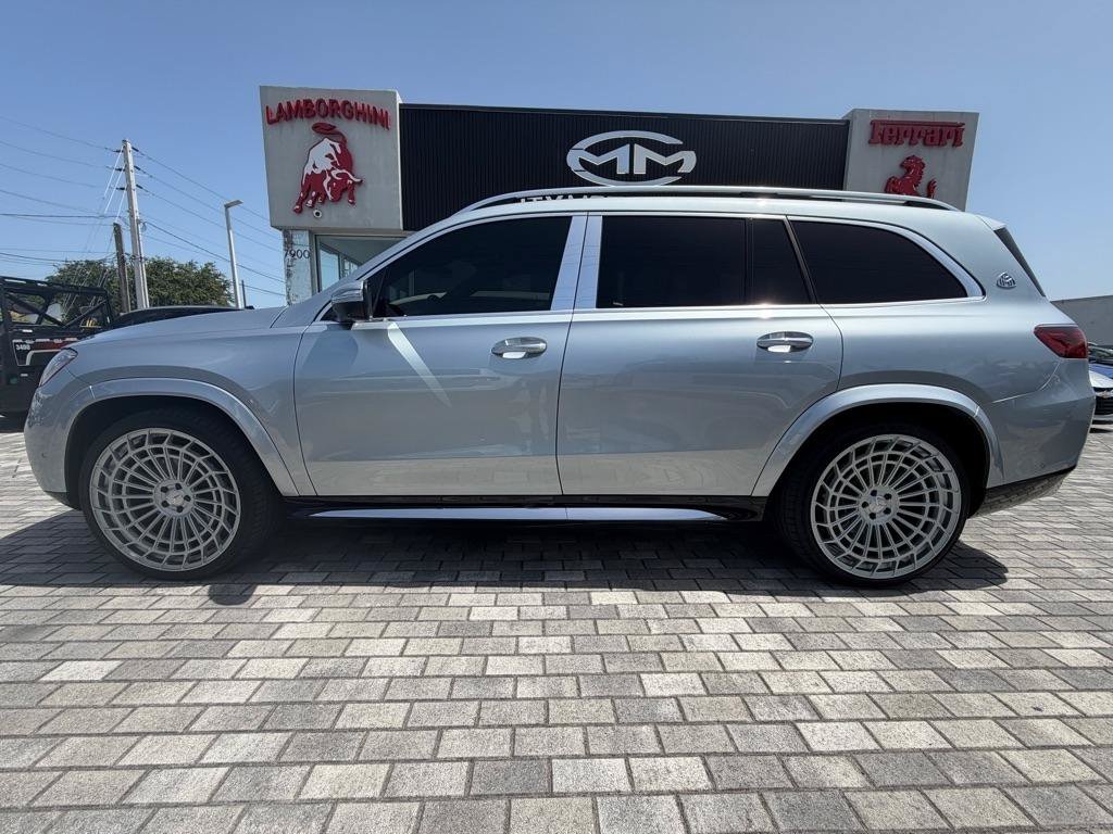 Used 2024 Mercedes-Benz Maybach GLS 600 4MATIC image 8