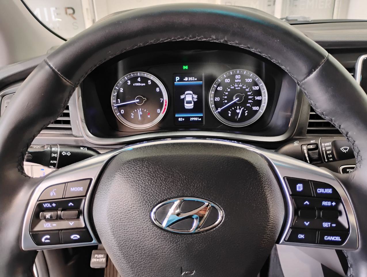 Used 2018 Hyundai Sonata Limited image 16