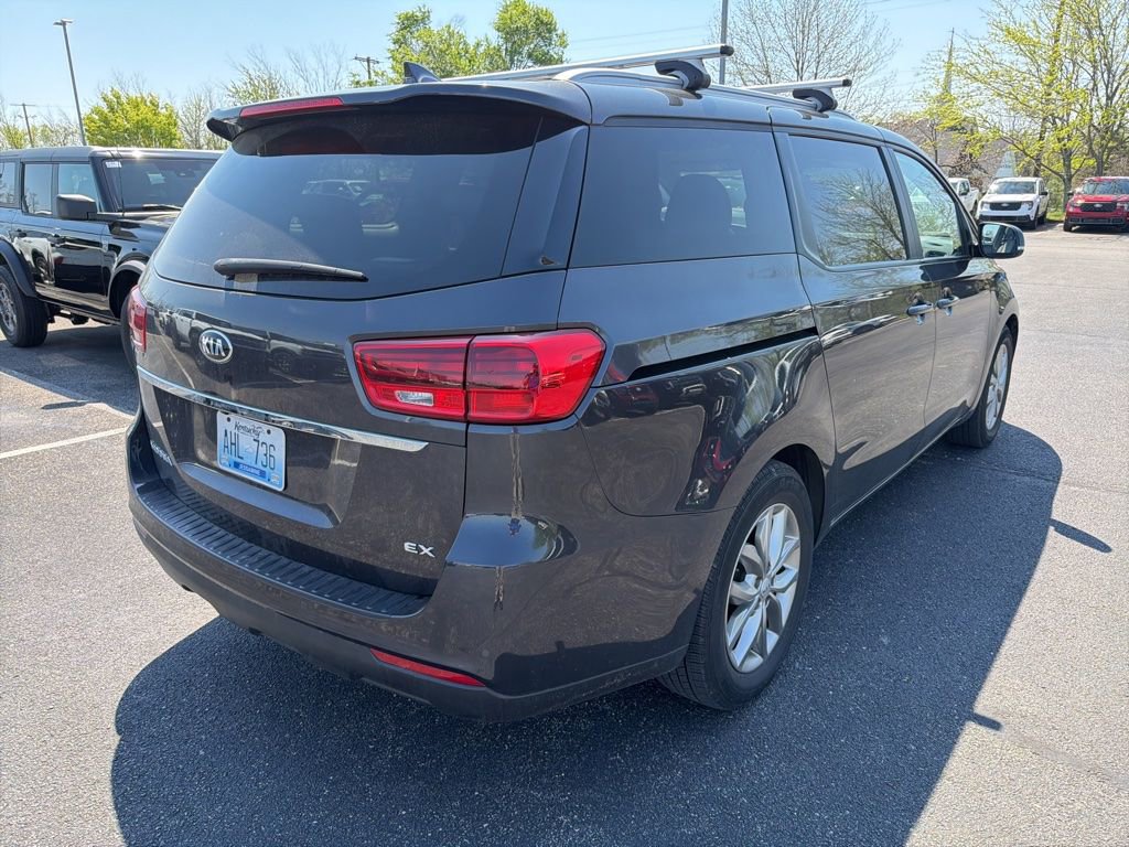 Used 2020 Kia Sedona EX image 3
