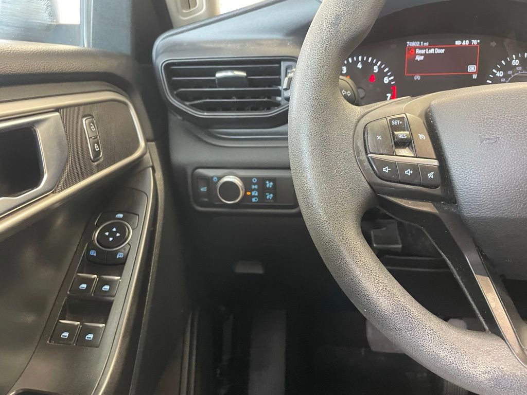 Used 2021 Ford Explorer 2WD image 9