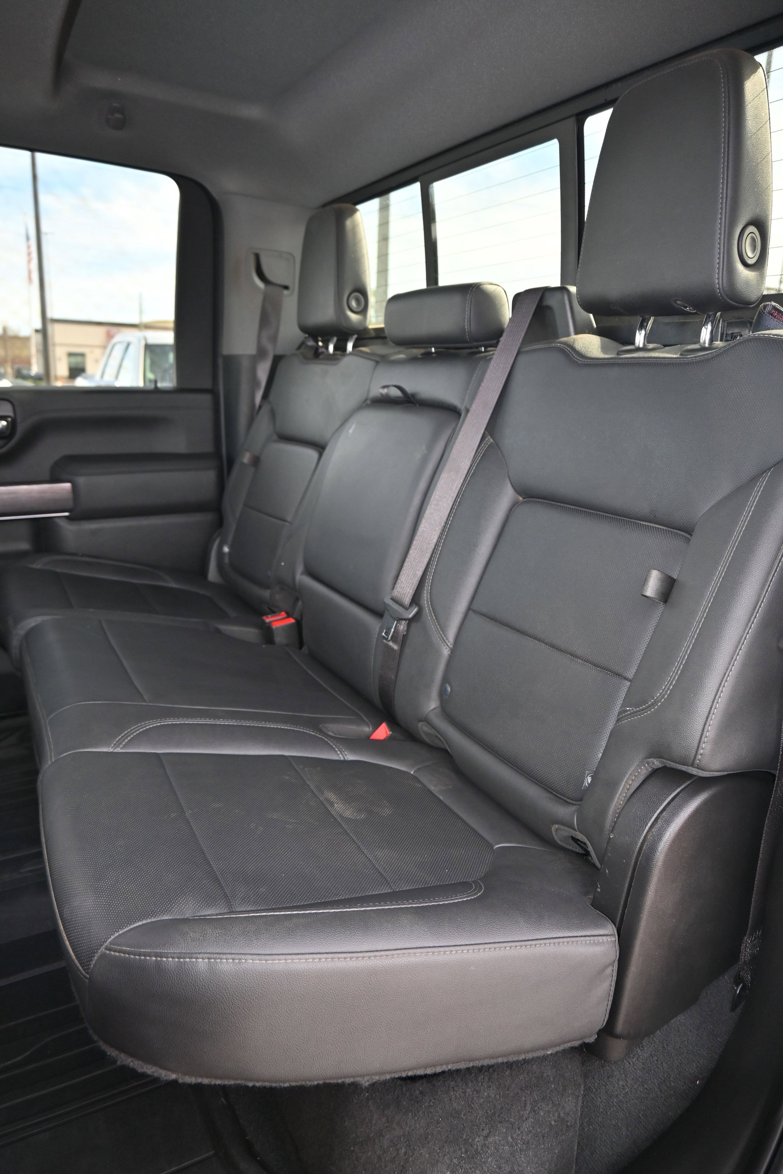 Used 2022 Chevrolet Silverado 2500 LTZ w/ LTZ Plus Package image 34