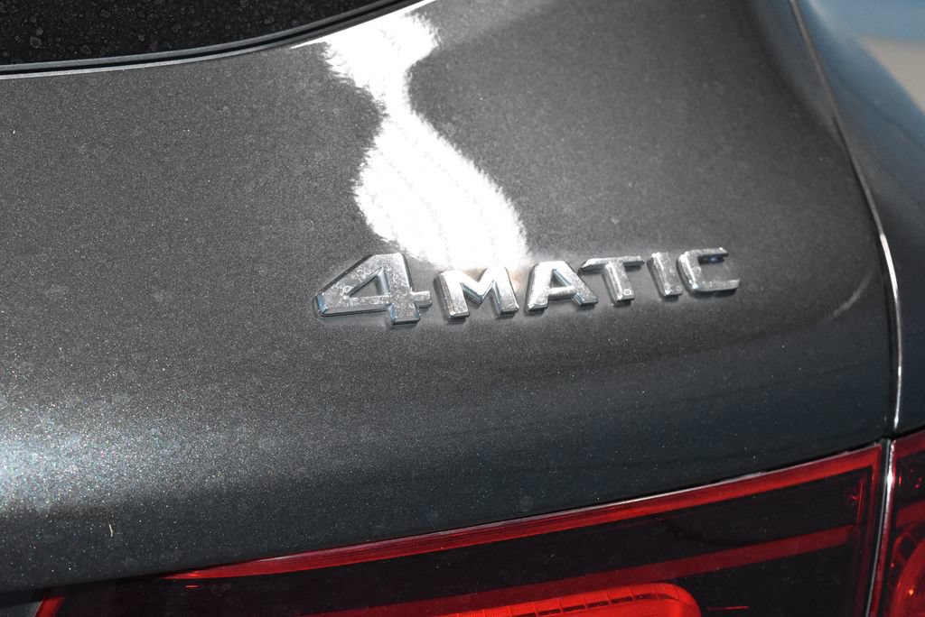Used 2020 Mercedes-Benz GLC 300 4MATIC image 30