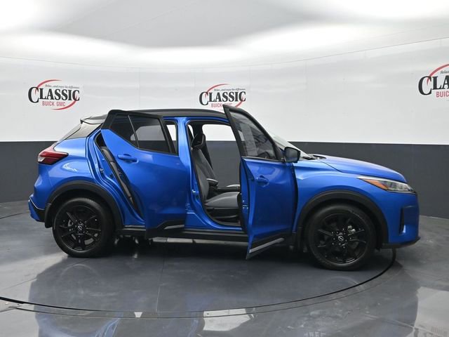 Used 2024 Nissan Kicks SR w/ SR Premium Package image 33