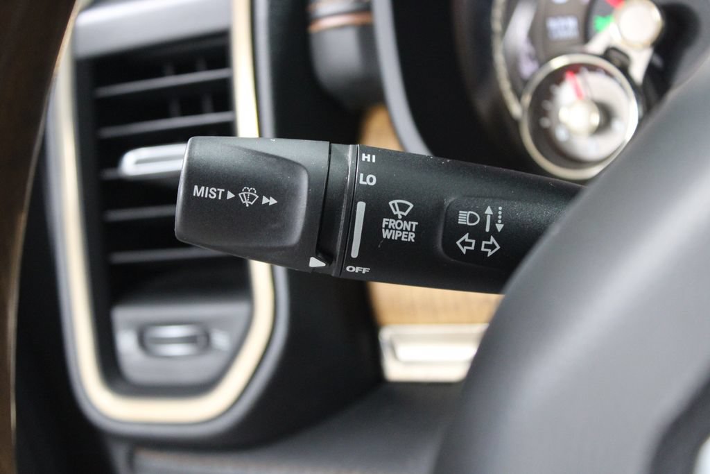 Used 2019 RAM 1500 Limited AWD/4WD image 37