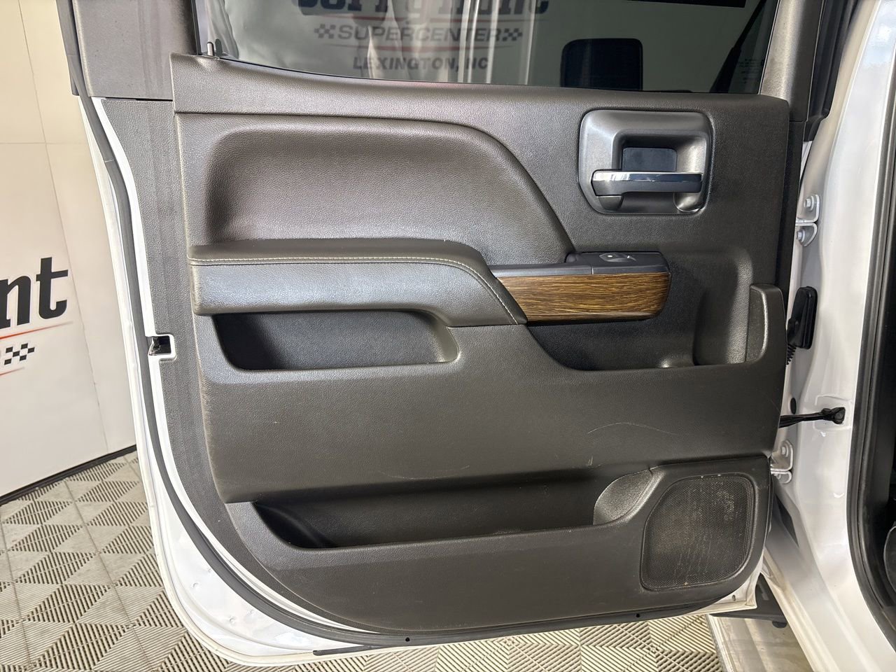 Used 2019 GMC Sierra 2500 Denali image 19