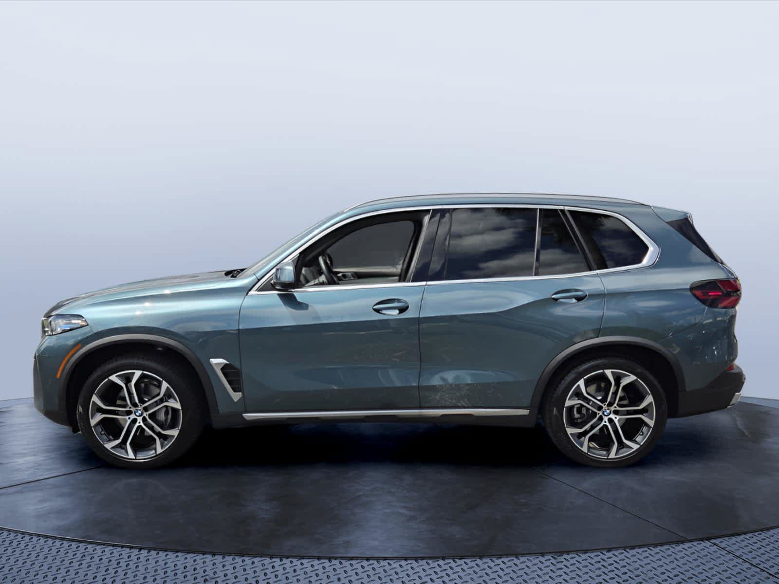 Certified 2026 BMW X5 sDrive40i w/ Premium Package RWD image 6
