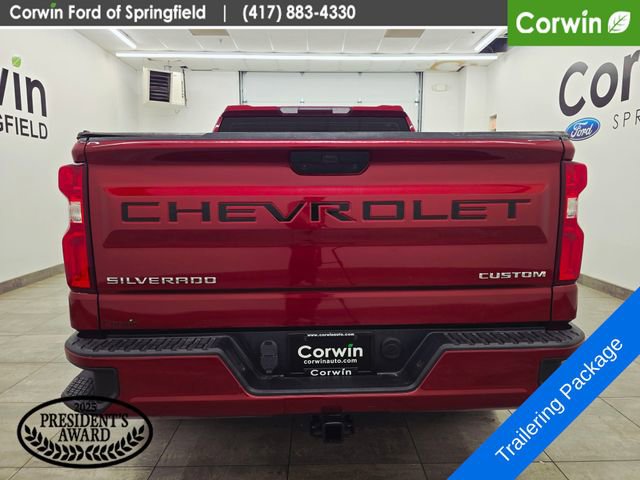 Used 2020 Chevrolet Silverado 1500 Custom w/ Custom Value Package AWD/4WD image 4