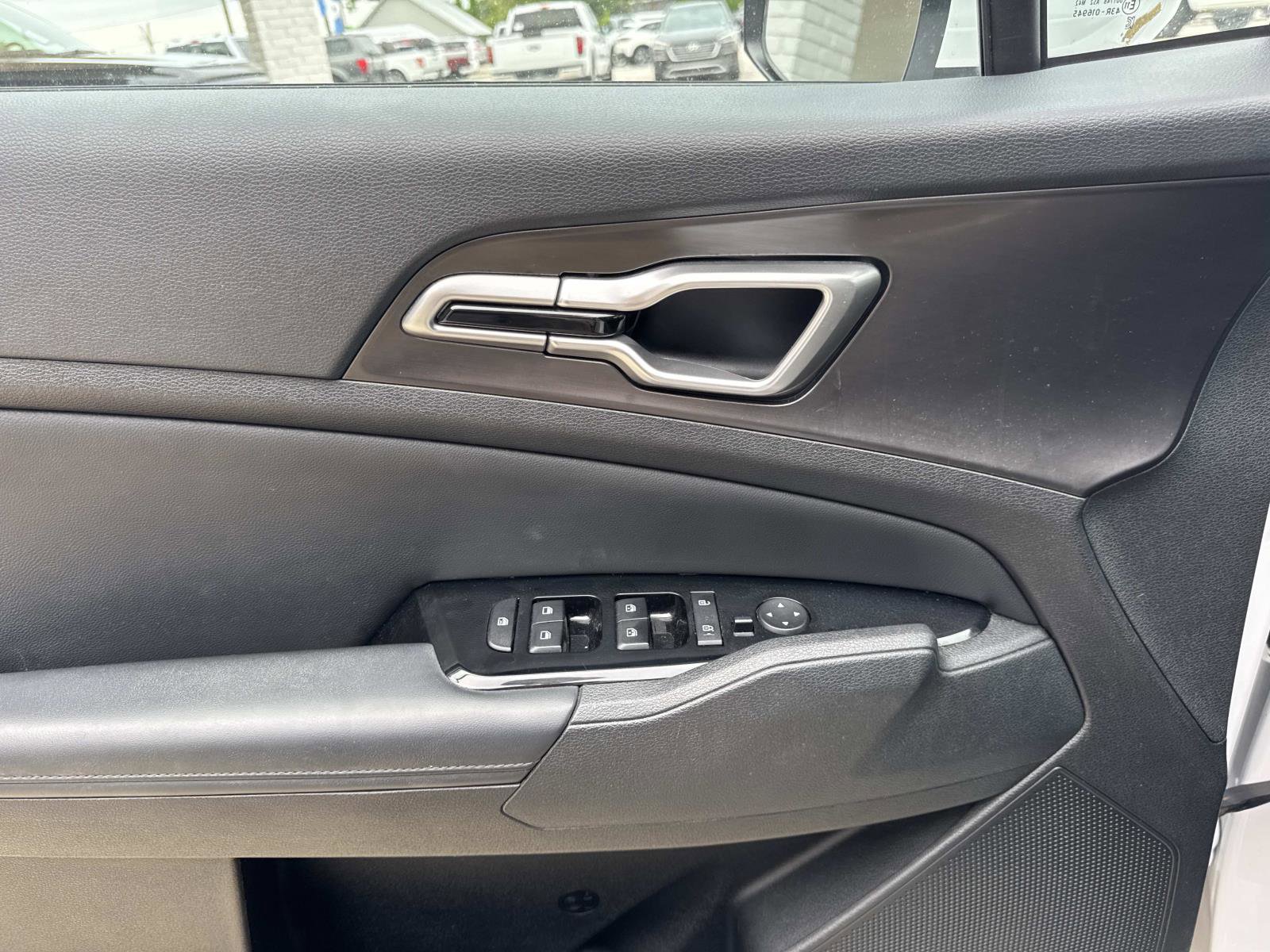 Used 2023 Kia Sportage EX FWD image 19
