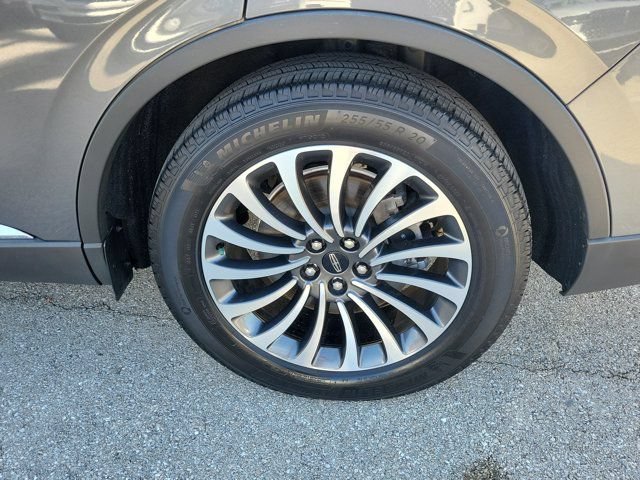 Certified 2024 Lincoln Aviator Reserve w/ Elements Package Plus RWD image 9