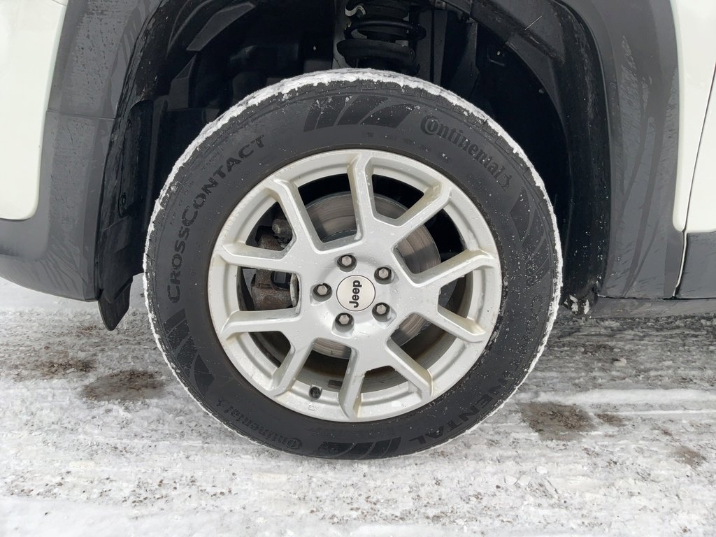 Used 2022 Jeep Renegade Latitude w/ Convenience Group image 14