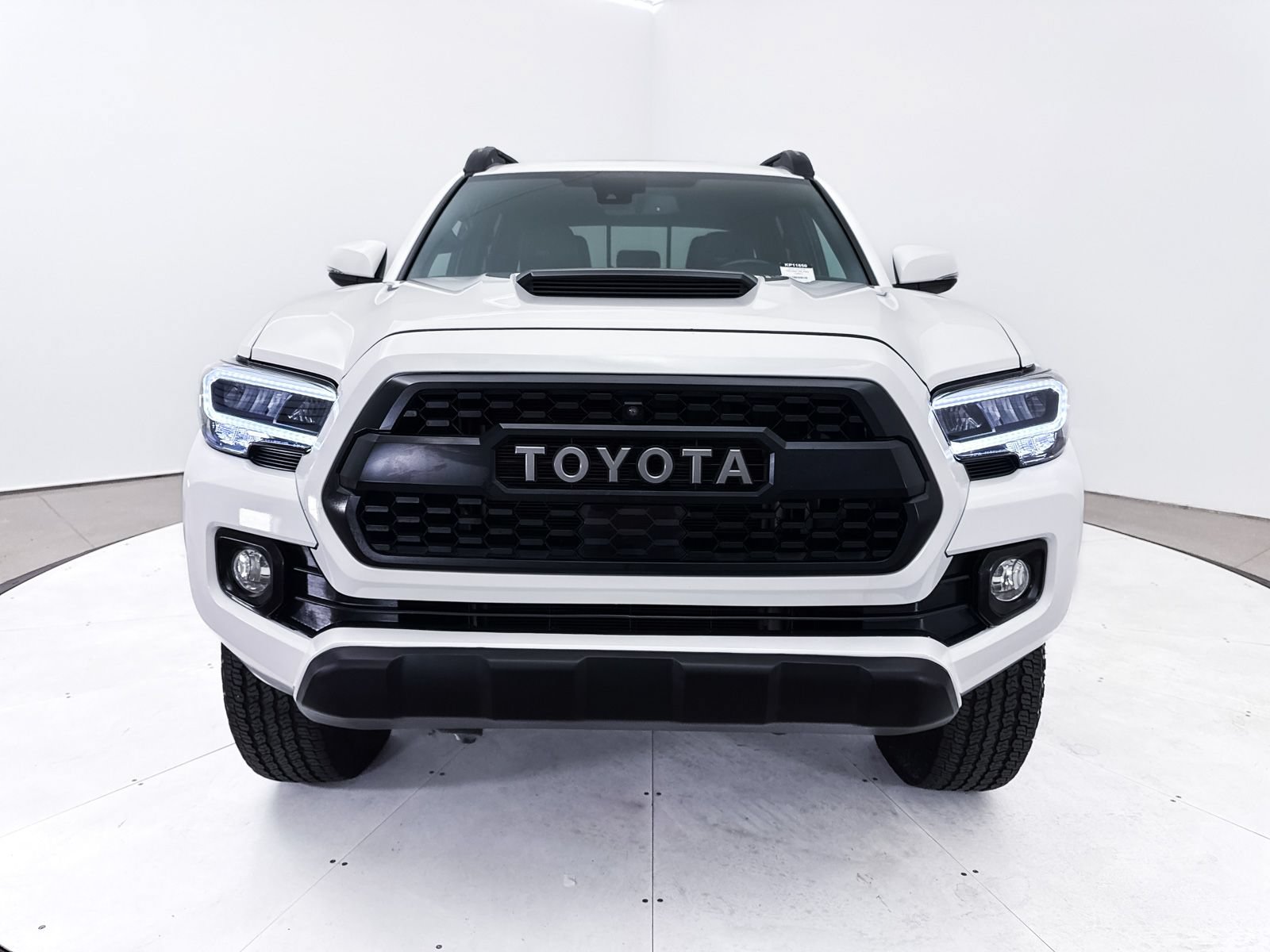 Used 2023 Toyota Tacoma TRD Pro AWD/4WD image 18
