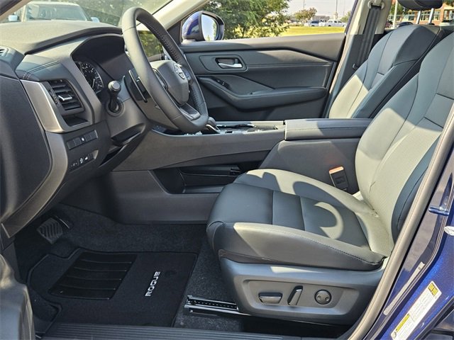 New 2026 Nissan Rogue SV w/ SV Premium Package image 5