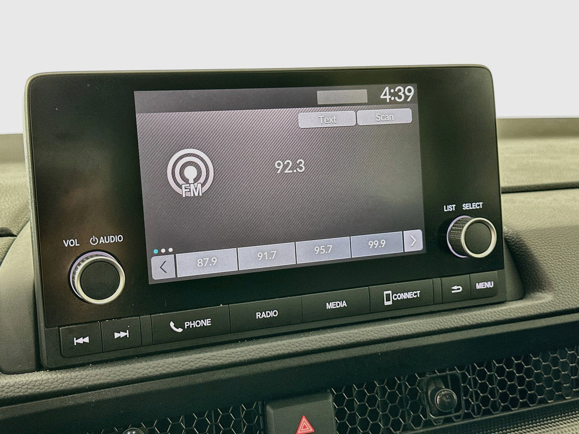 Used 2025 Honda CR-V EX image 18