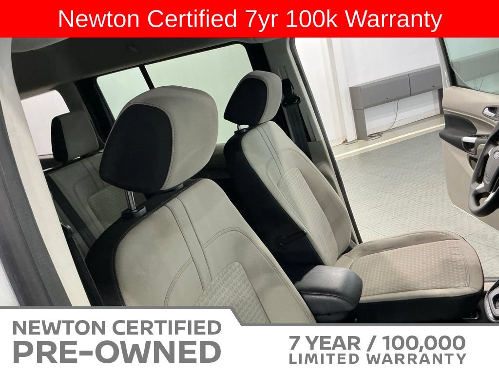 Used 2022 Ford Transit Connect XLT FWD image 15