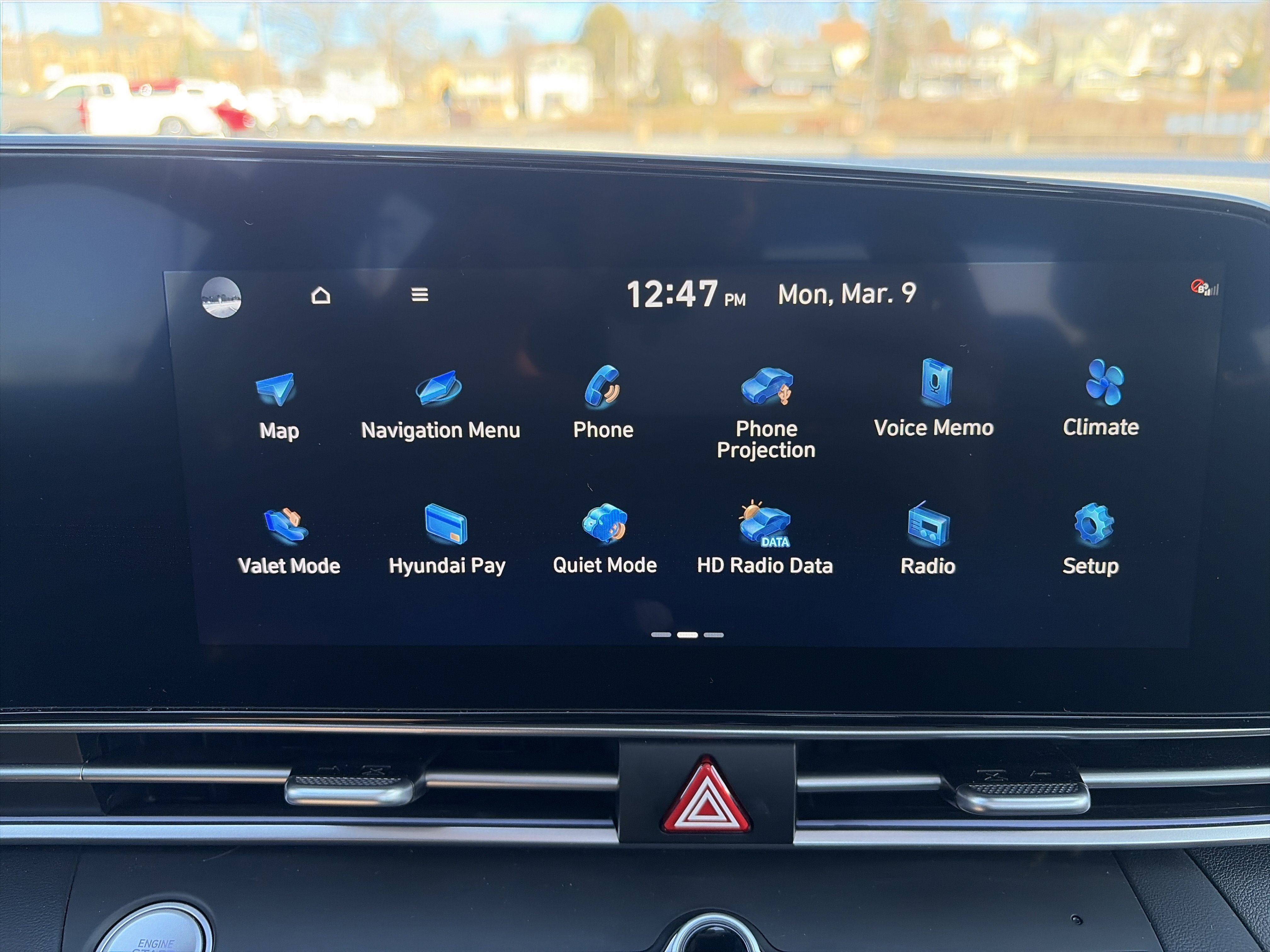 Used 2025 Hyundai Elantra SEL image 25