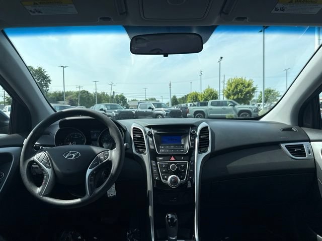 Used 2016 Hyundai Elantra GT FWD image 10