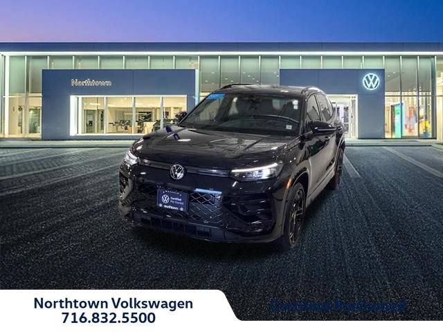 Used 2025 Volkswagen Tiguan SE R-Line AWD/4WD image 1
