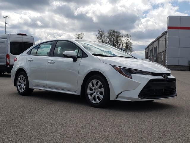 New 2026 Toyota Corolla LE FWD image 3