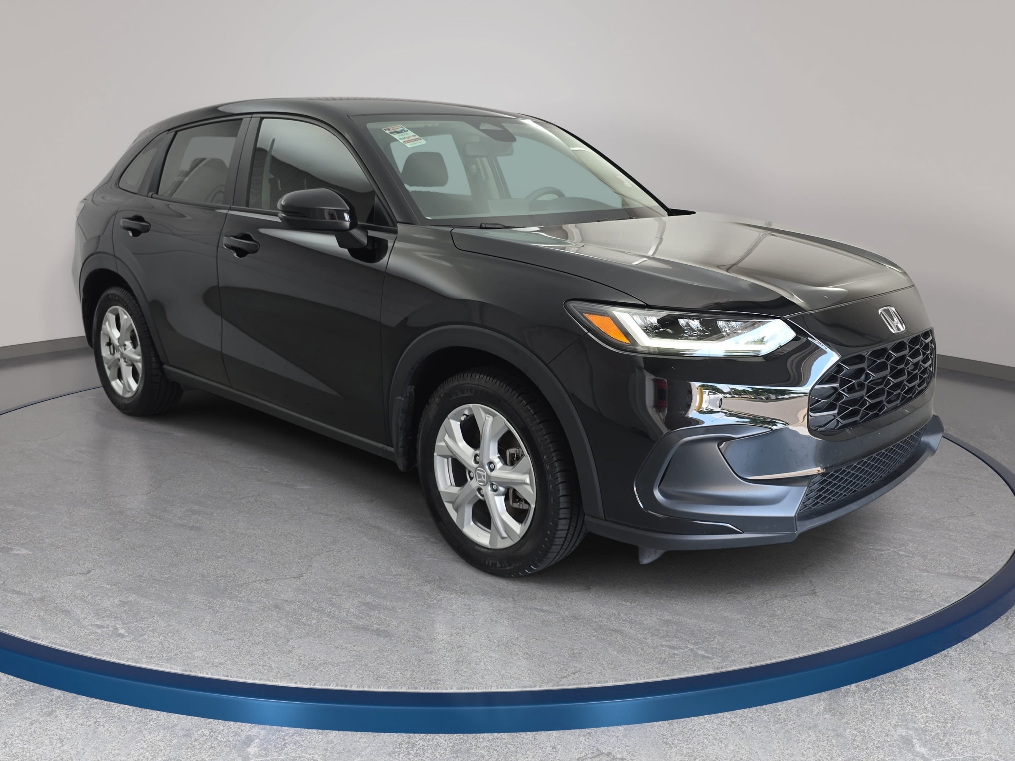 Used 2024 Honda HR-V LX image 3