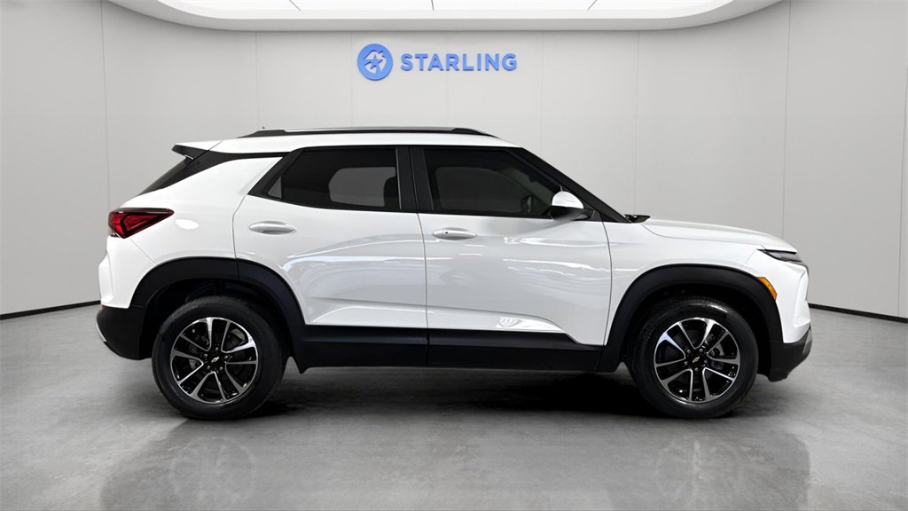Certified 2024 Chevrolet TrailBlazer LT w/ Driver Confidence Package image 26