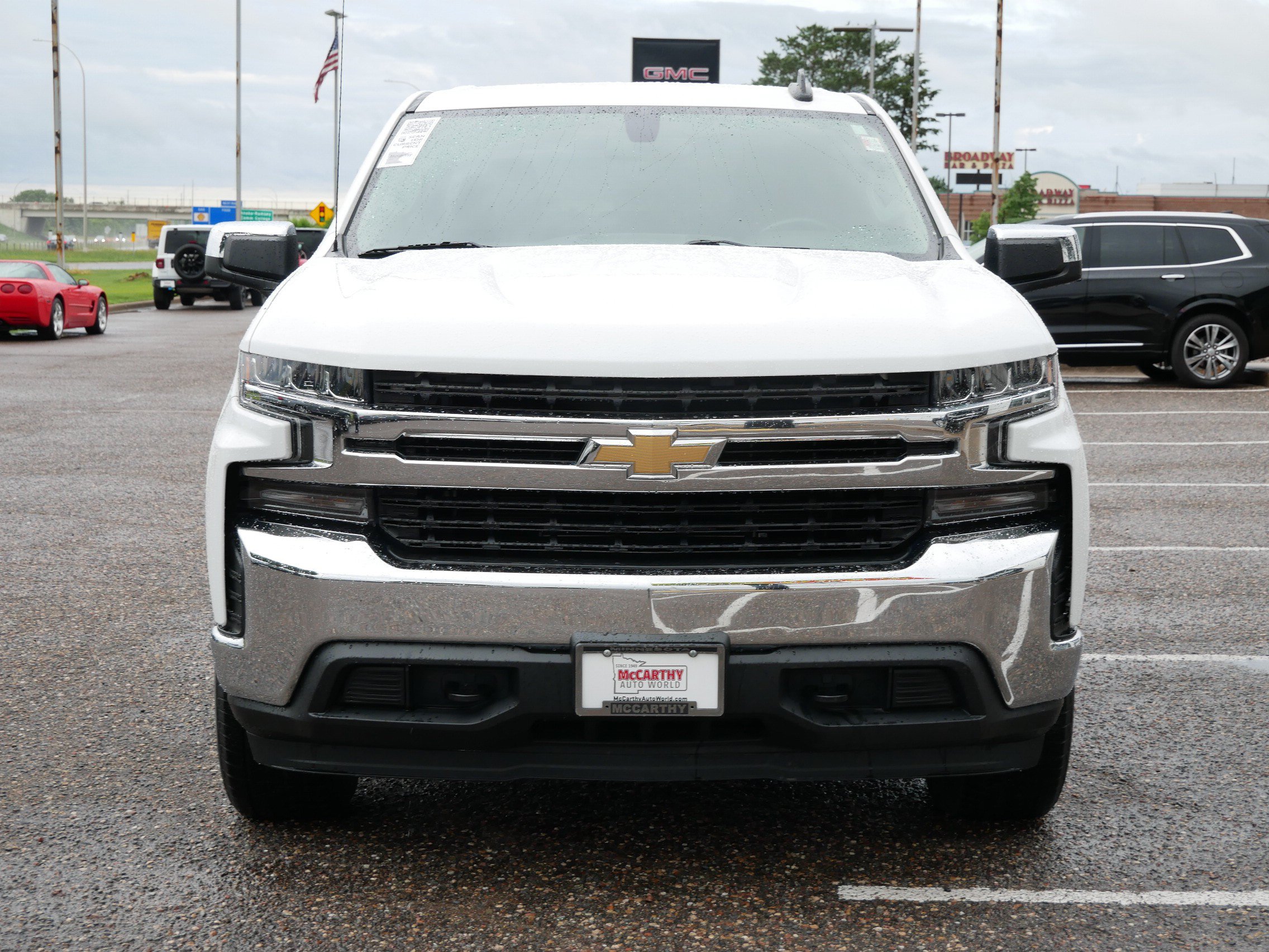 Used 2022 Chevrolet Silverado 1500 LT AWD/4WD image 4