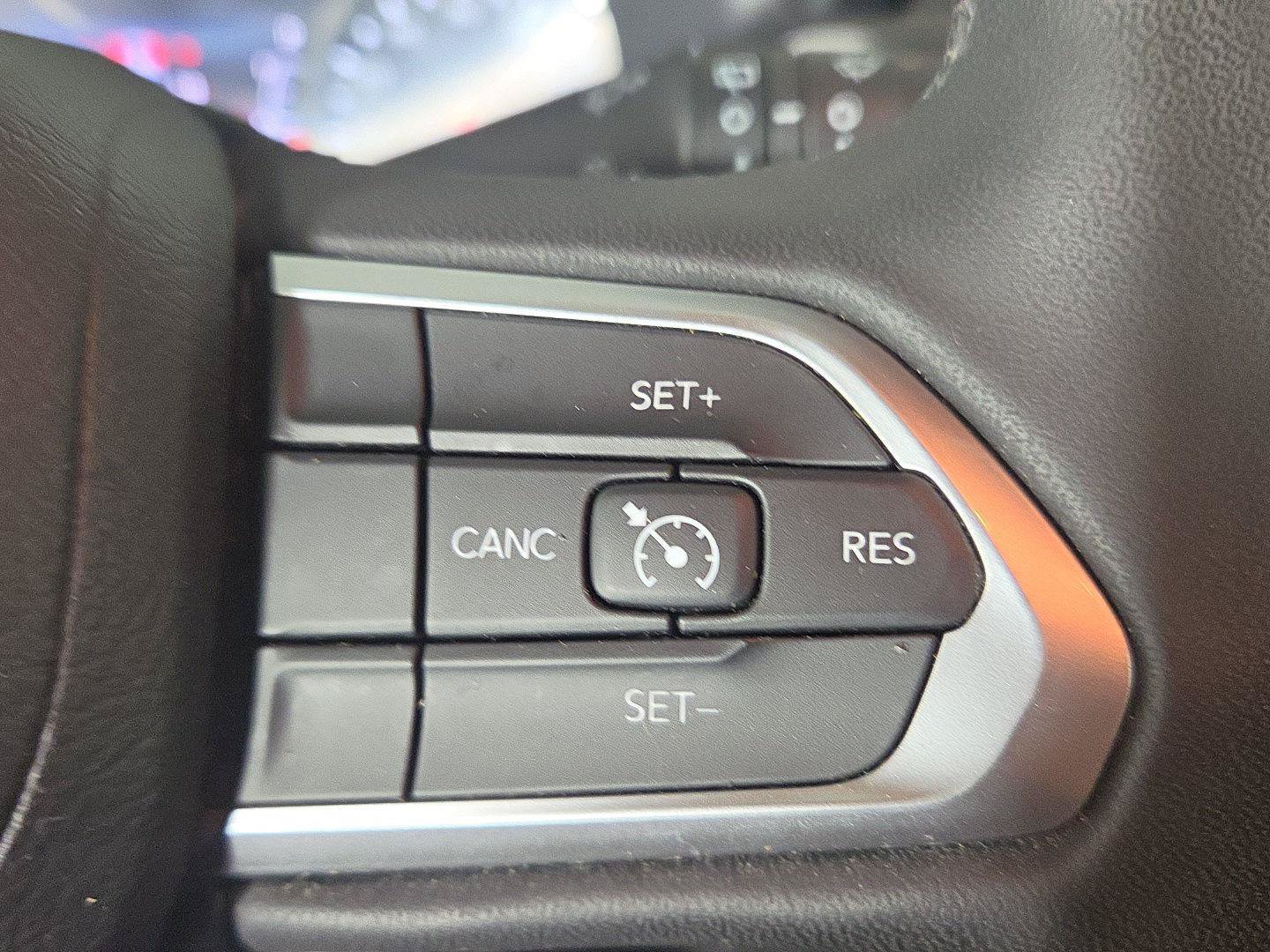 Used 2023 Jeep Compass Latitude AWD/4WD image 21