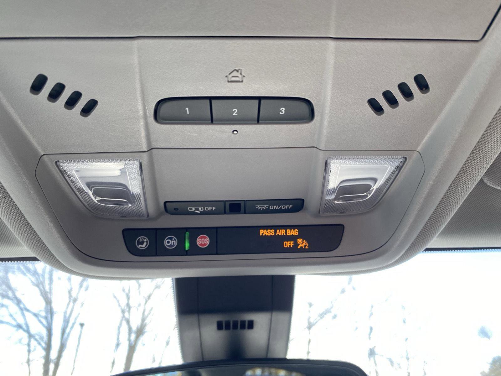 Used 2020 Chevrolet Equinox LT image 27