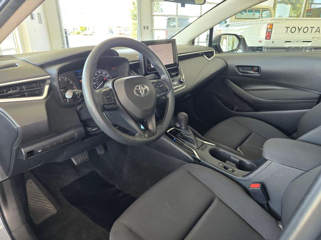 Used 2023 Toyota Corolla LE FWD image 24