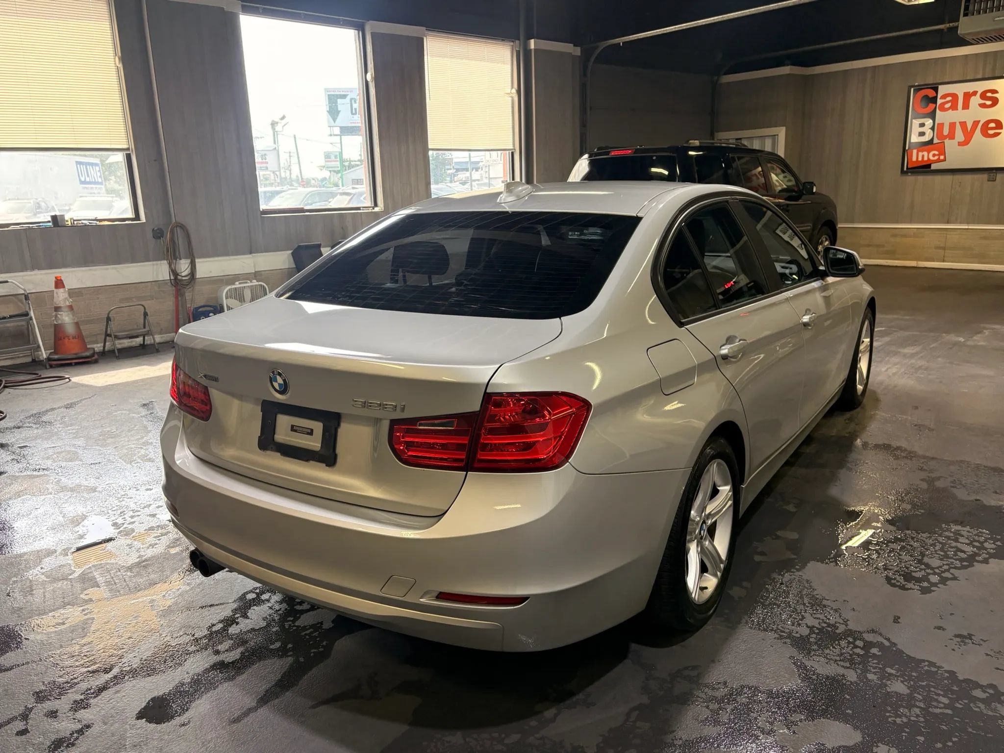 Used 2014 BMW 328i xDrive Sedan AWD/4WD image 6