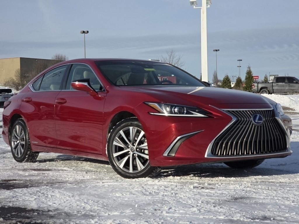 Used 2021 Lexus ES 300h w/ Premium Package image 20