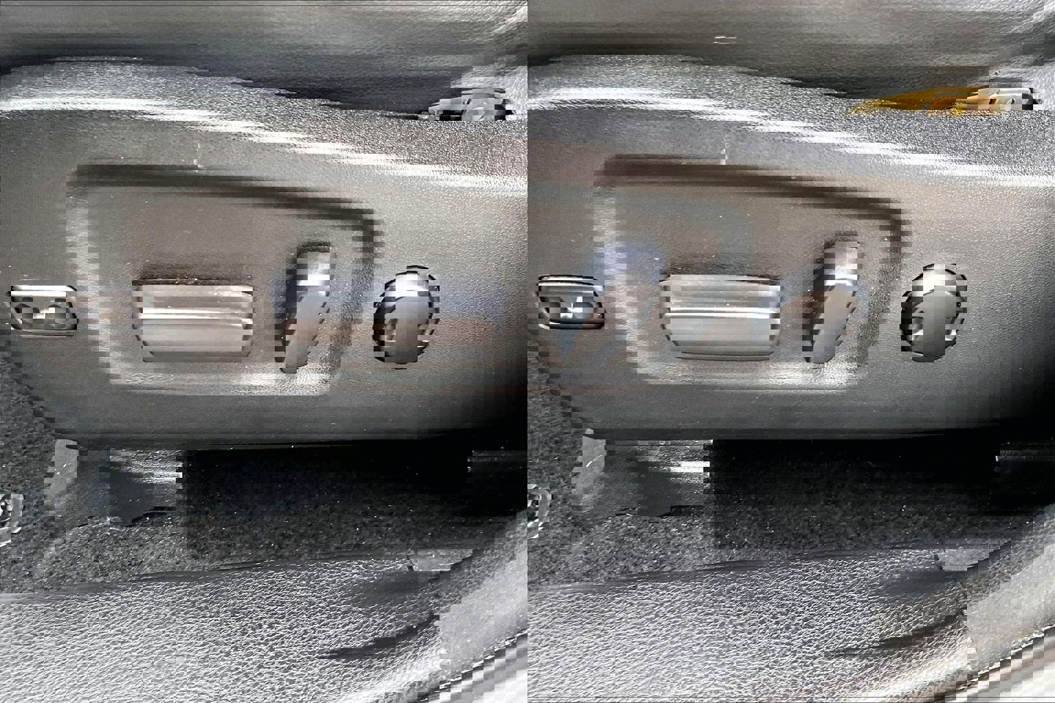 Used 2017 Toyota Highlander SE AWD/4WD image 36