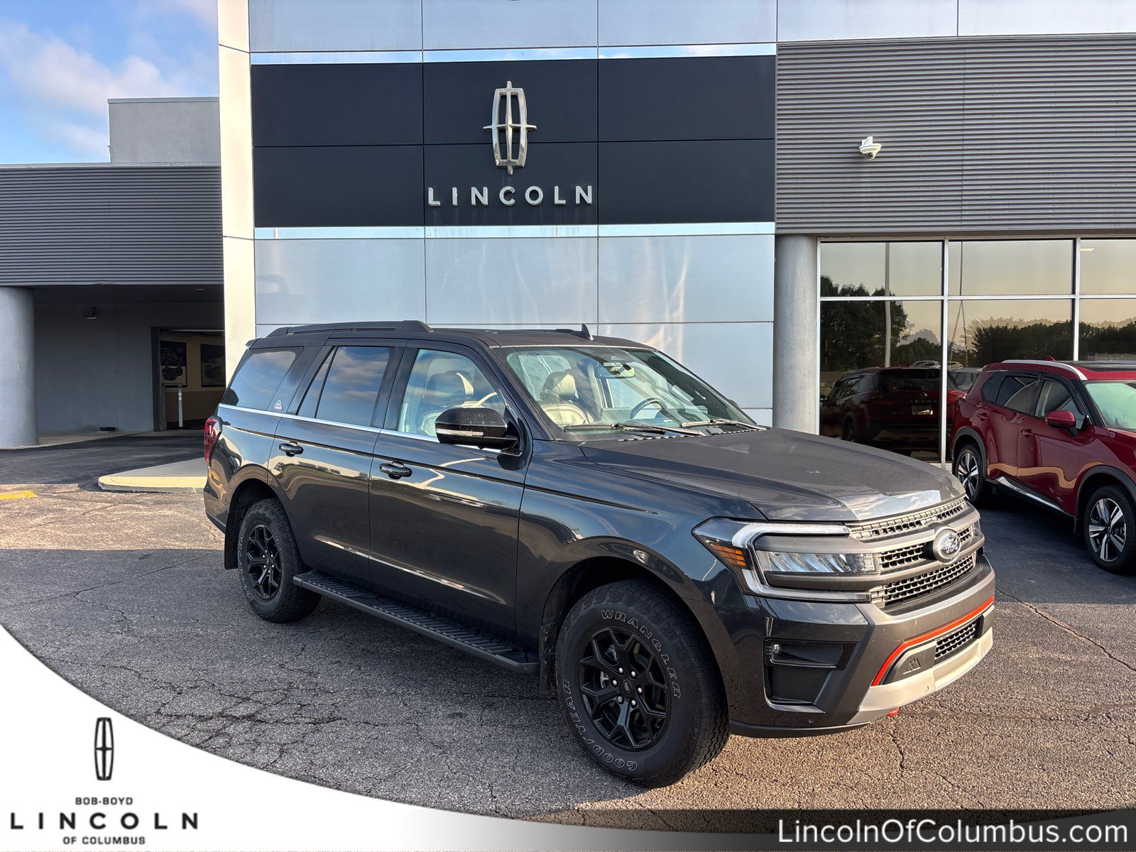 Used 2024 Ford Expedition Timberline AWD/4WD video 1