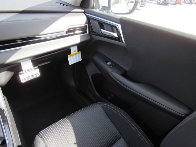 New 2026 Mitsubishi Outlander ES FWD image 17