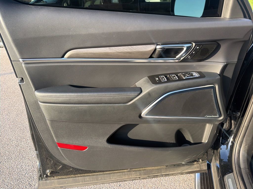 Used 2025 Kia Telluride SX X-Line AWD/4WD image 13