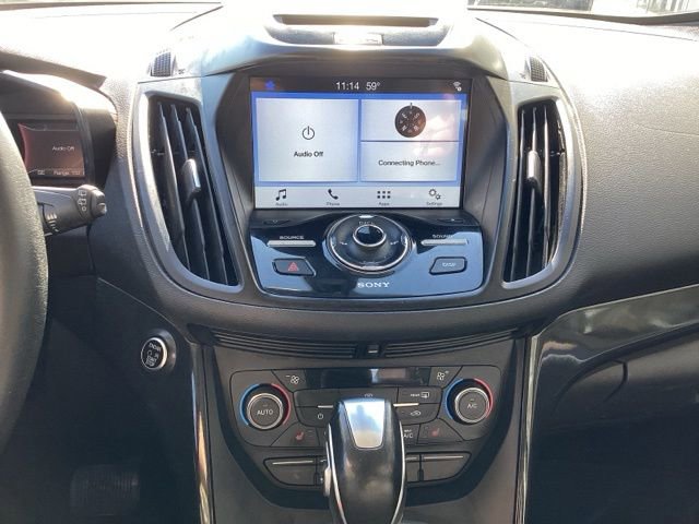 Used 2017 Ford C-MAX Energi Titanium image 19
