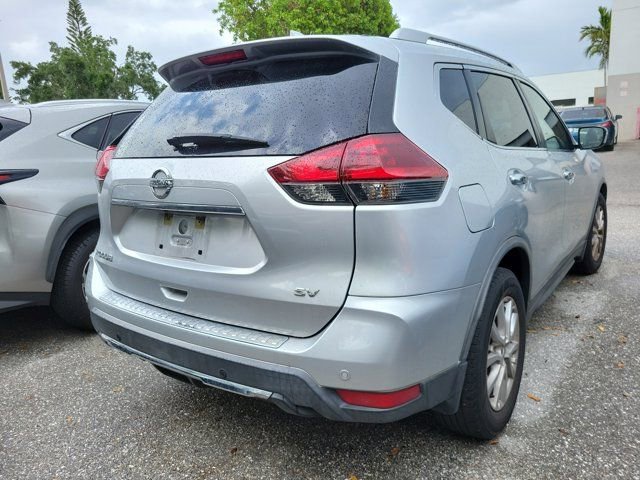Used 2020 Nissan Rogue SV FWD image 6