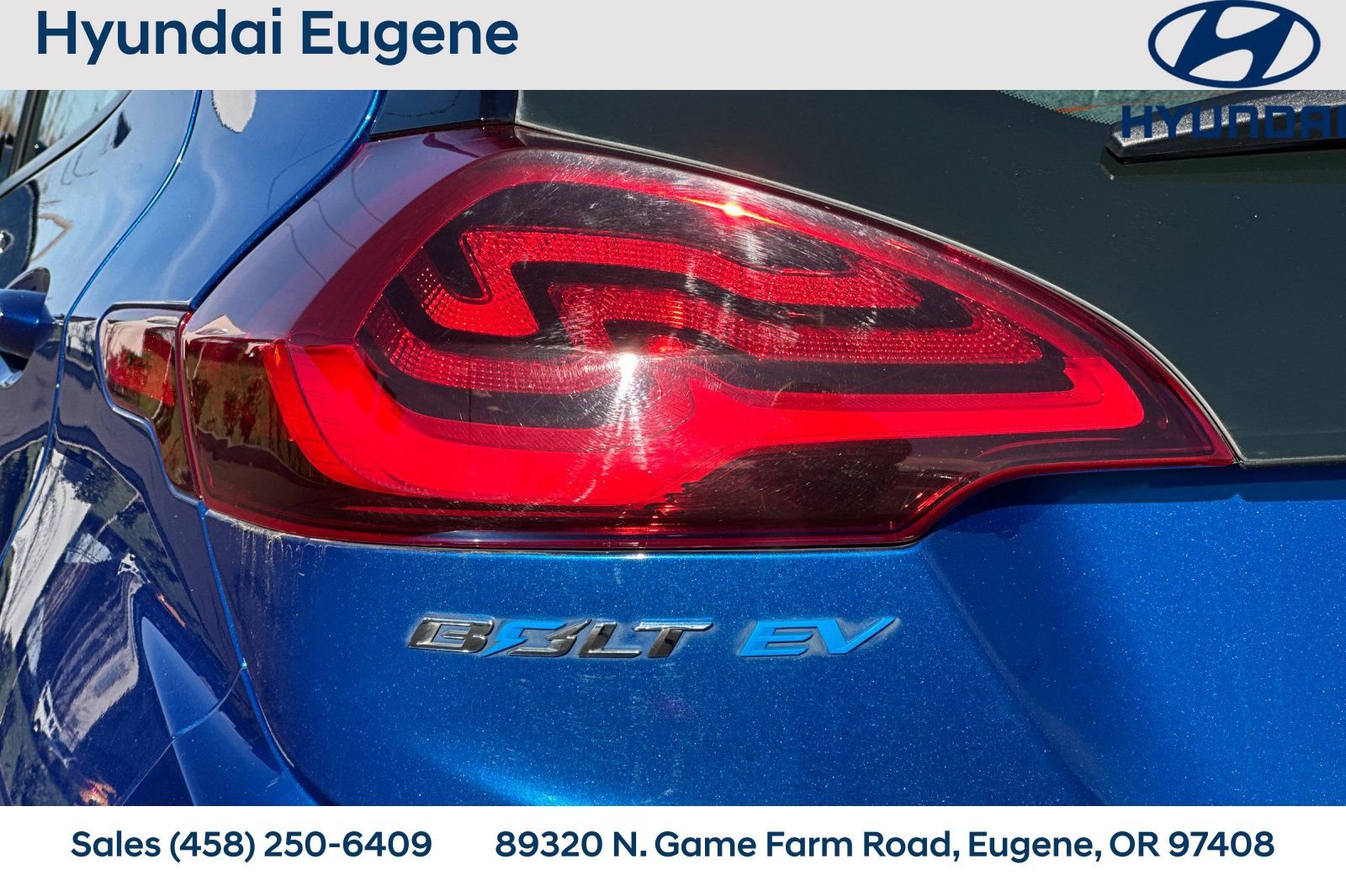 Used 2017 Chevrolet Bolt Premier w/ Driver Confidence II Package image 40