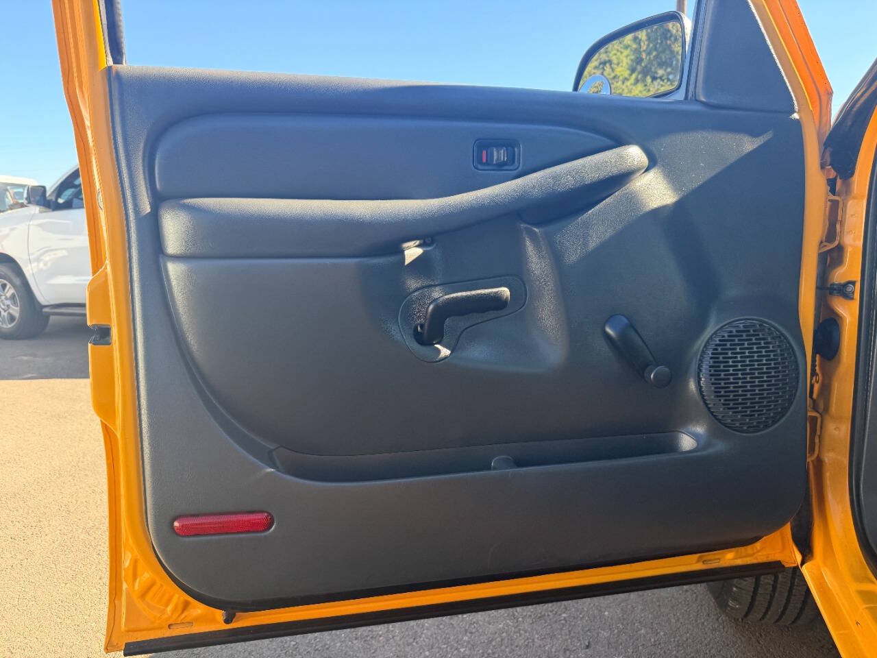 Used 2003 GMC Sierra 2500 W/T RWD image 21